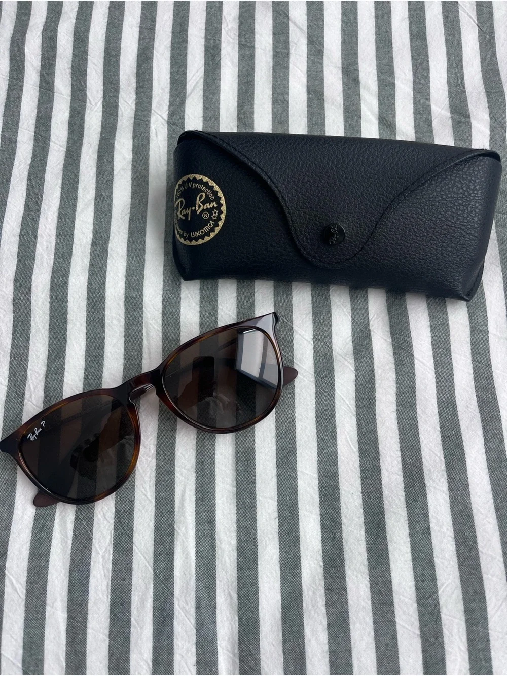 Ray-Ban Brown Tortoiseshell Frame with Dark Brown Lenses Sunglasses